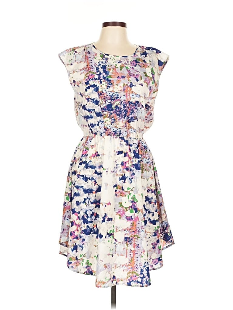 Click to view more detailed imagery on our partner's website Pre-owned Collective Concepts Cocktail Dress In White