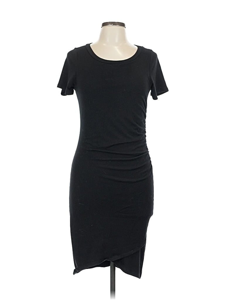 Pre-owned Vici Casual Dress In Black