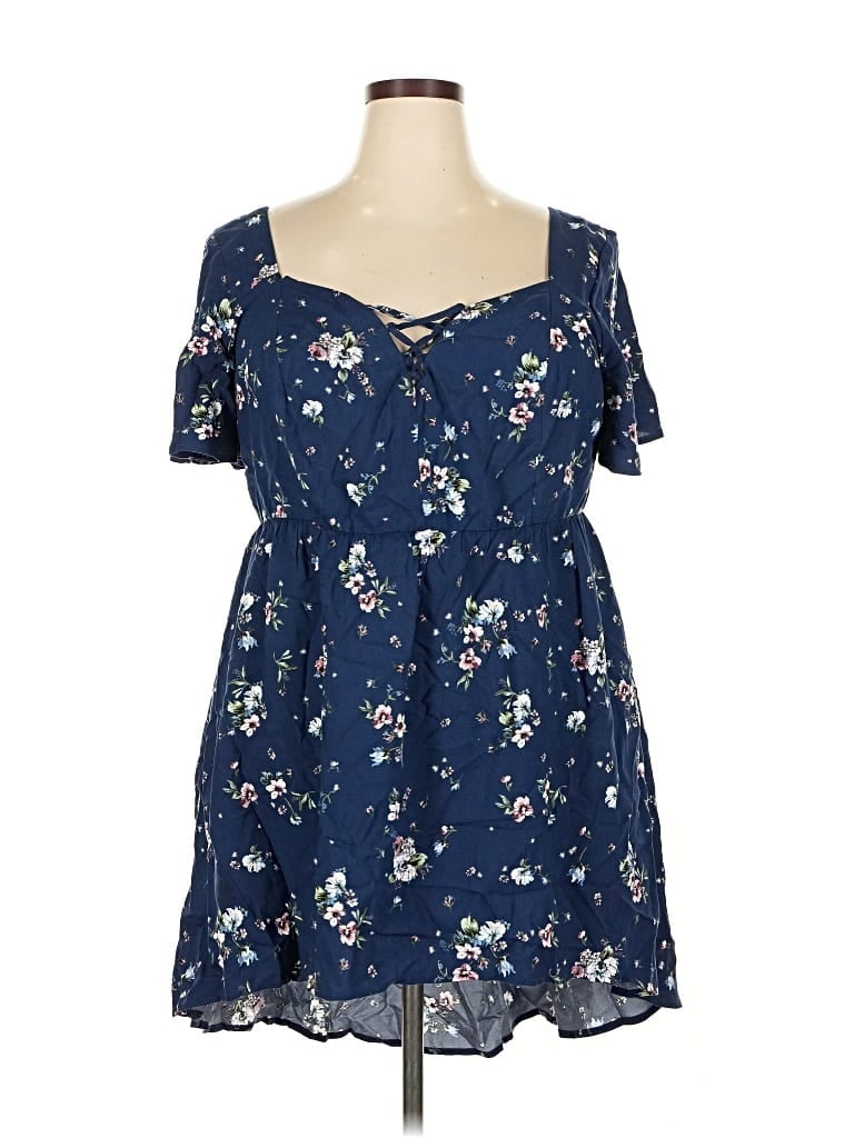 Pre-owned Torrid Casual Dress In Blue