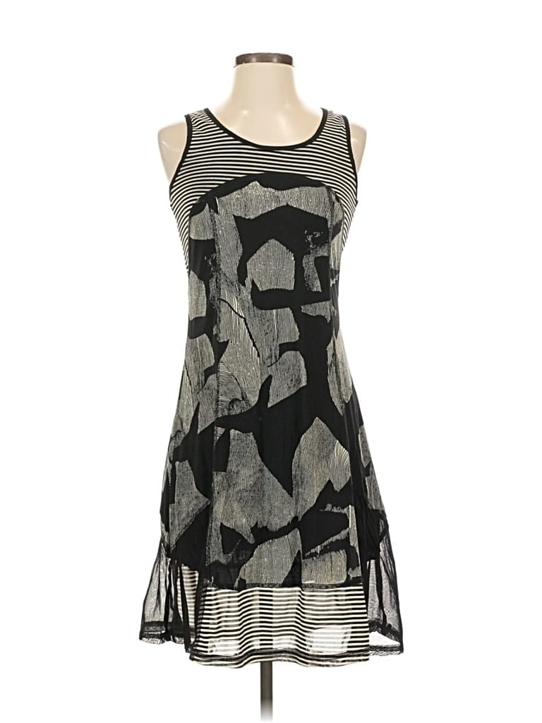 Click to view more detailed imagery on our partner's website Pre-owned Papillon Casual Dress In Gray