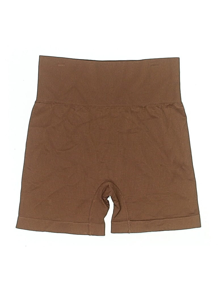 Pre-owned Oqq Shorts In Brown