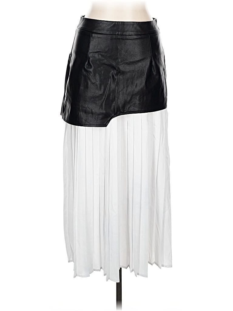 Click to view more detailed imagery on our partner's website Pre-owned Commense Faux Leather Skirt In White