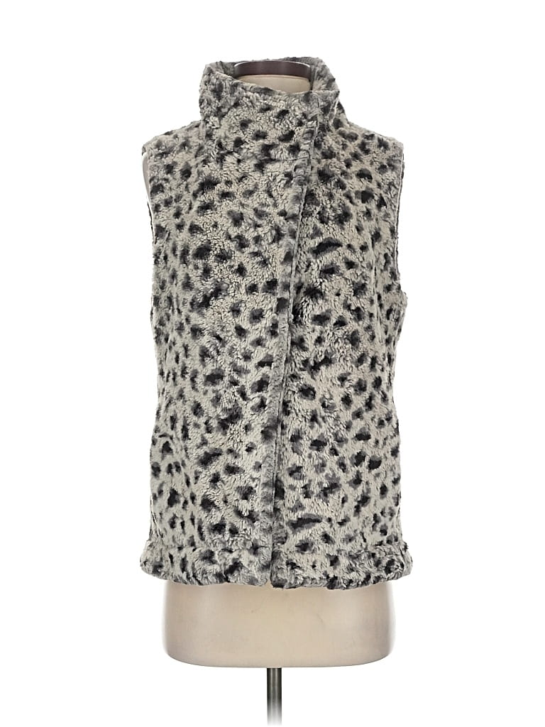 Click to view more detailed imagery on our partner's website Pre-owned Dylan Faux Fur Vest In Gray