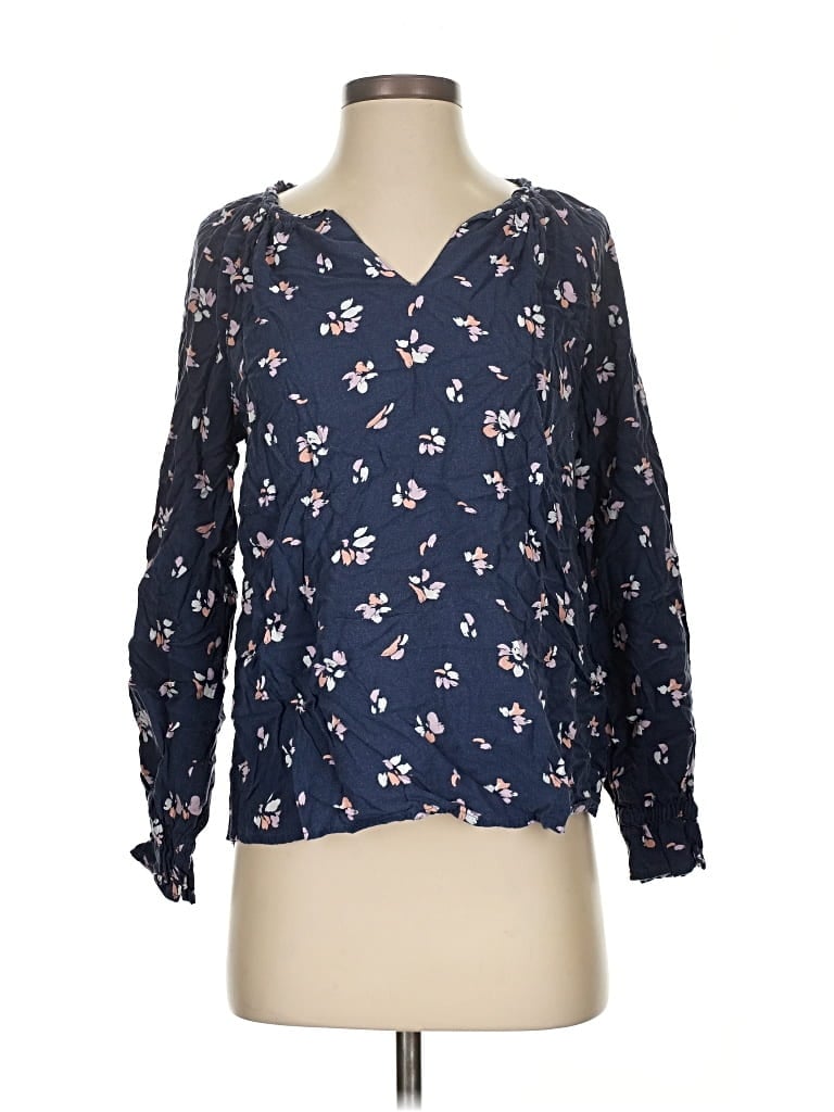 Click to view more detailed imagery on our partner's website Pre-owned C&c California Long Sleeve Blouse In Blue