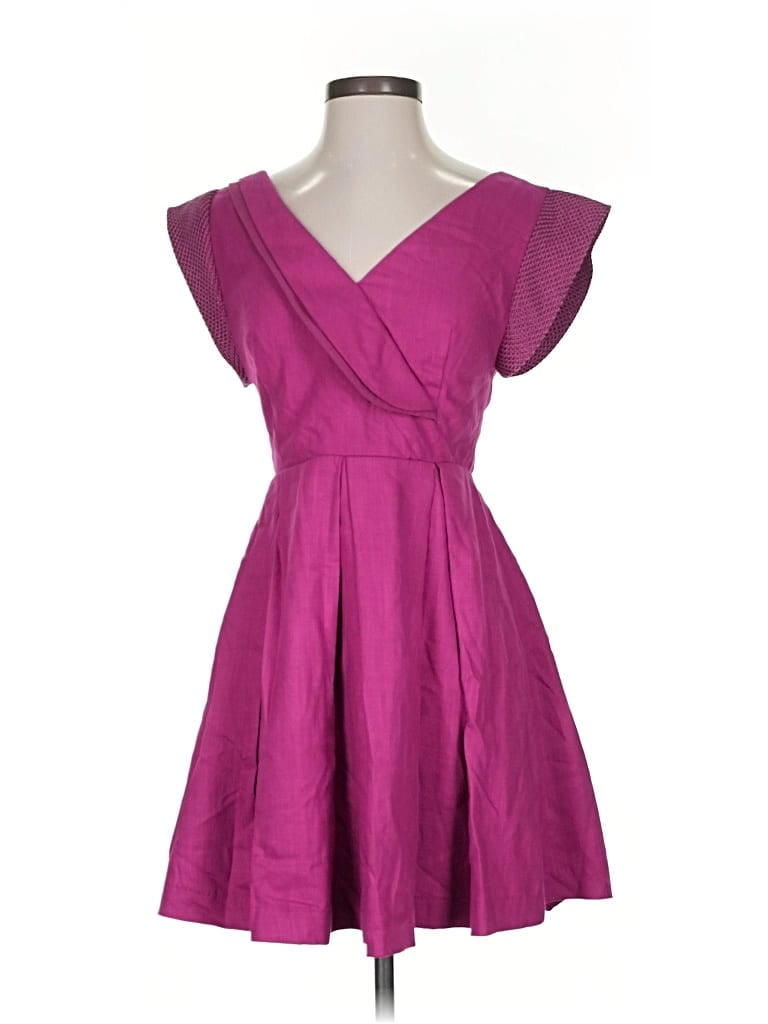 Cameo Cocktail Dress In Pink