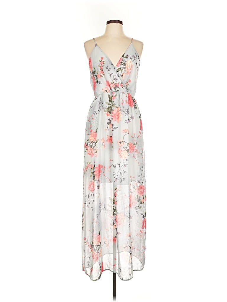 Pre-owned Gilli Casual Dress In White