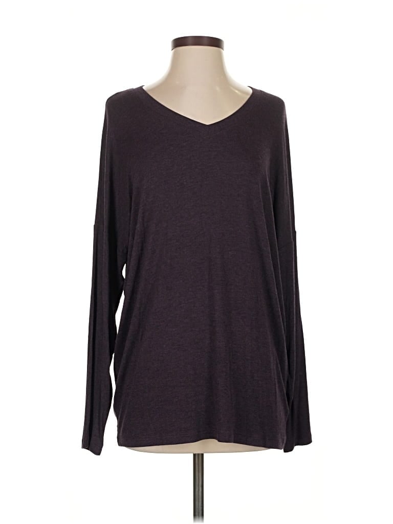 Pre-owned Cabi Long Sleeve T-shirt In Purple