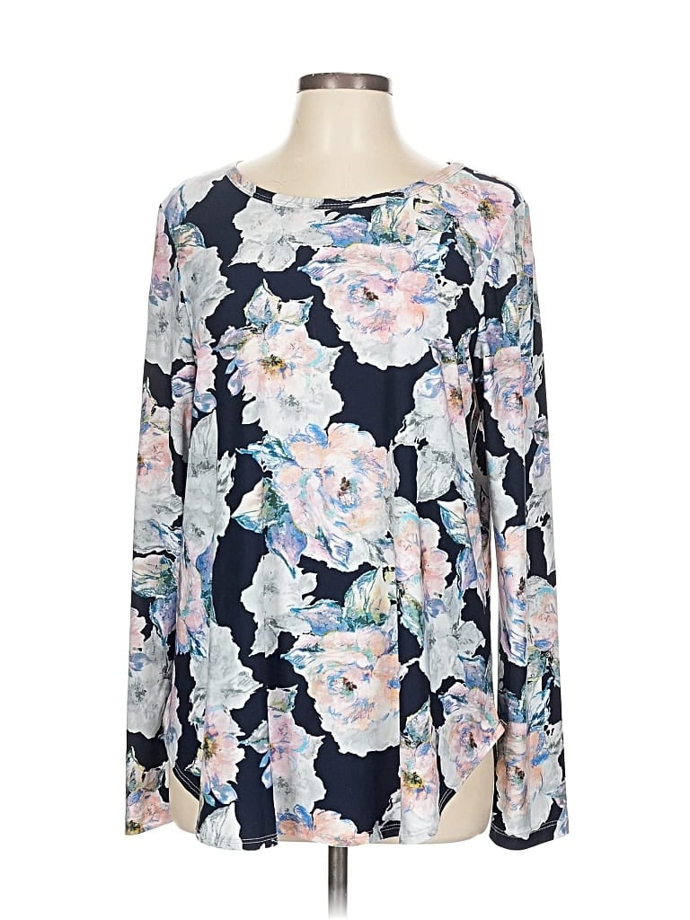 Click to view more detailed imagery on our partner's website Pre-owned Karen Kane Long Sleeve T-shirt In Blue