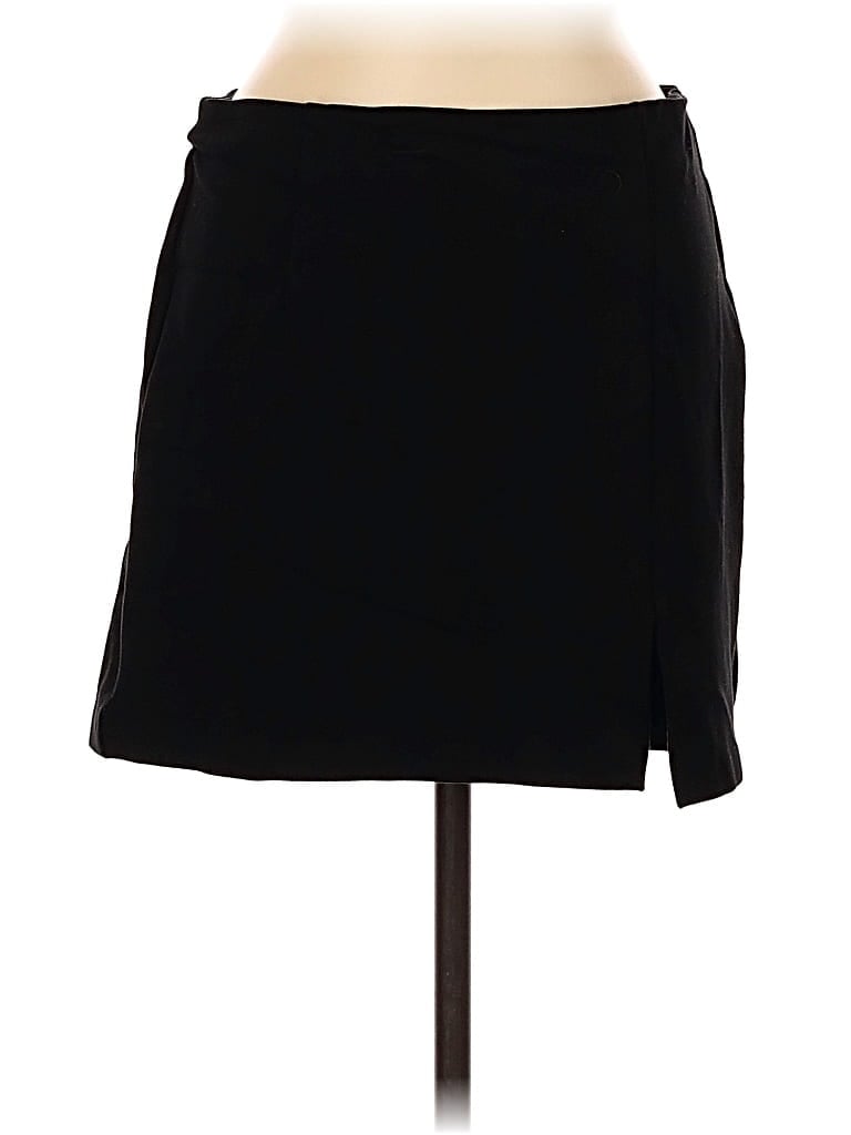 Pre-owned Stradivarius Casual Skirt In Black
