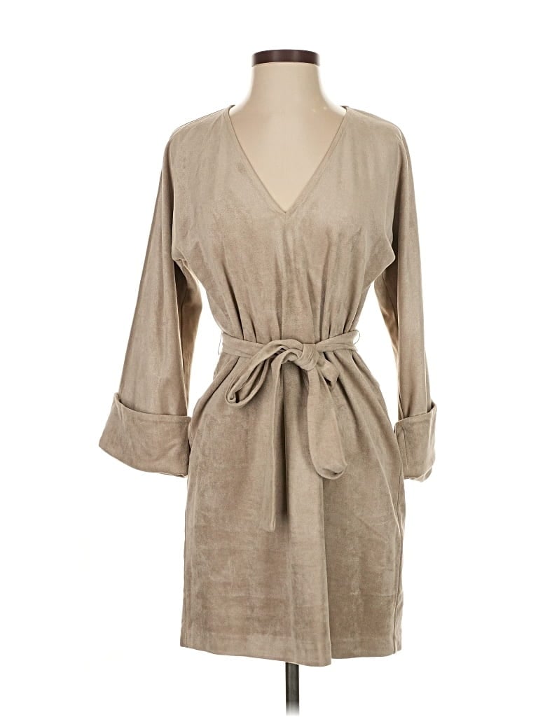 Pre-owned Bcbgmaxazria Casual Dress In Brown