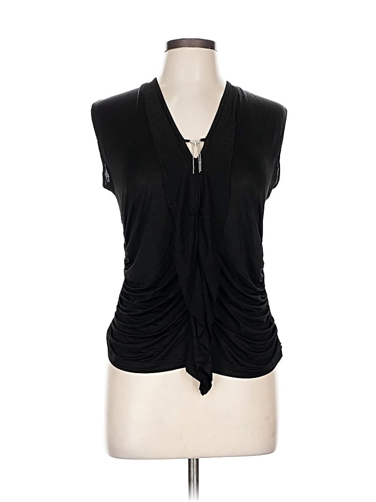 Click to view more detailed imagery on our partner's website Pre-owned Rouge Sleeveless Blouse In Black
