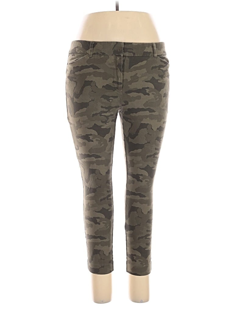 Pre-owned New York And Company Casual Pants In Green