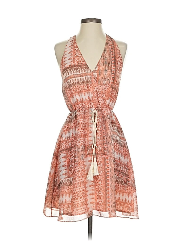 Click to view more detailed imagery on our partner's website Pre-owned Bcbgeneration Casual Dress In Pink