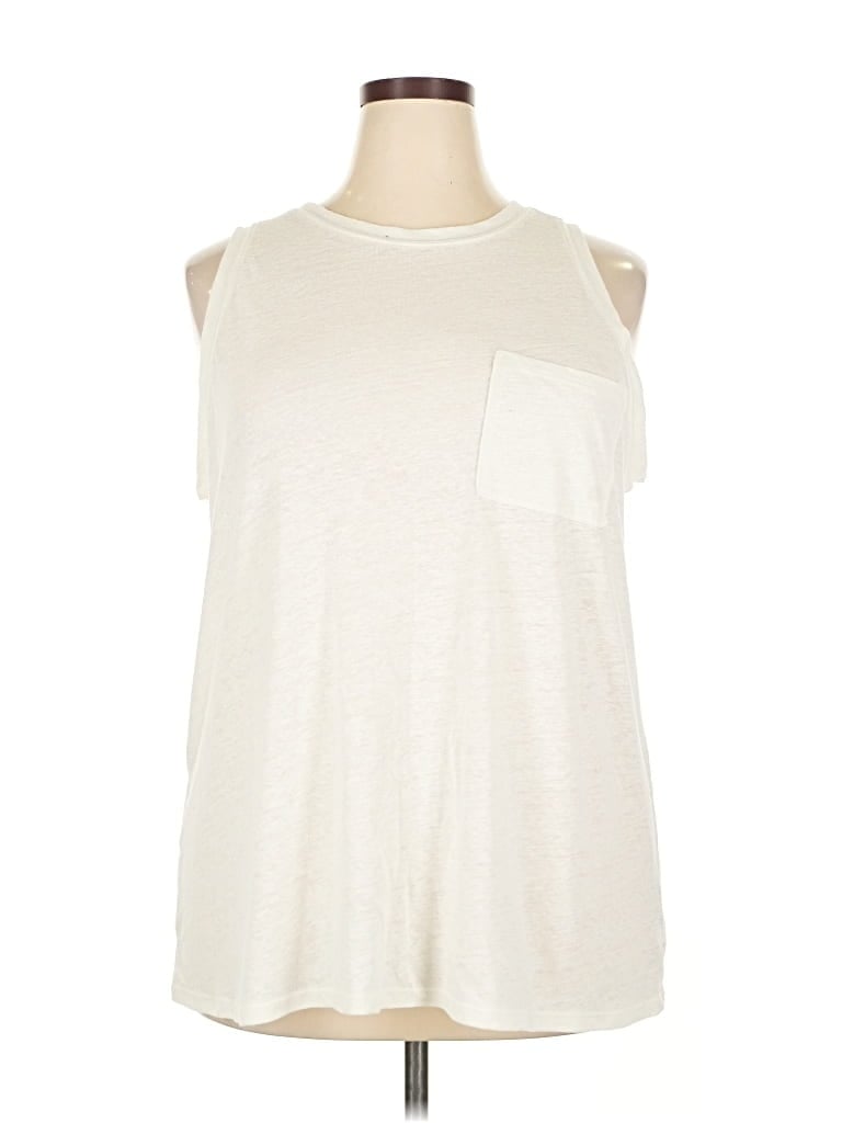 Pre-owned Torrid Sleeveless T-shirt In White