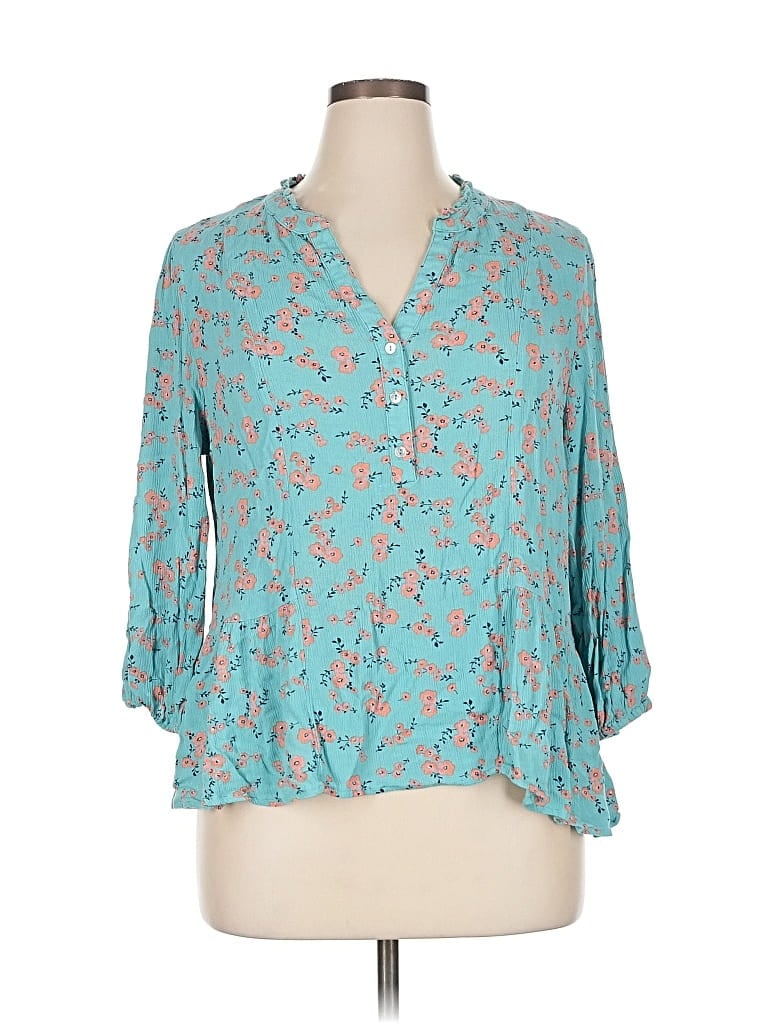 Click to view more detailed imagery on our partner's website Pre-owned Lee 3/4 Sve Blouse In Blue