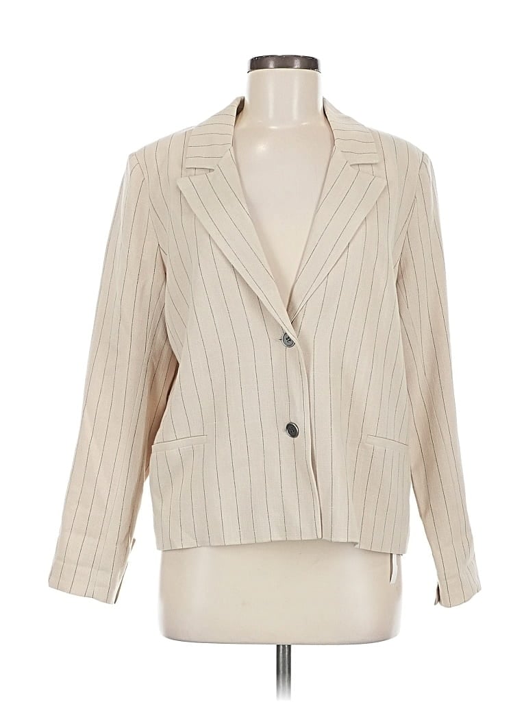 Chaser Blazer Jacket In White