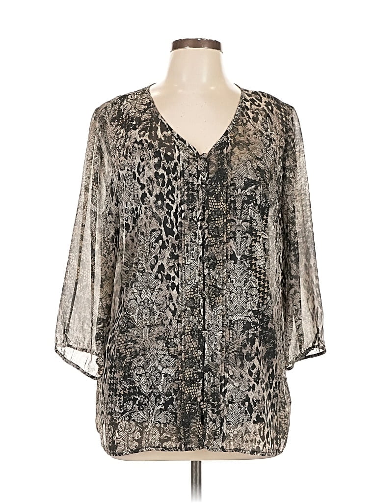 Click to view more detailed imagery on our partner's website Pre-owned Liz Claiborne 3/4 Sleeve Blouse In Silver