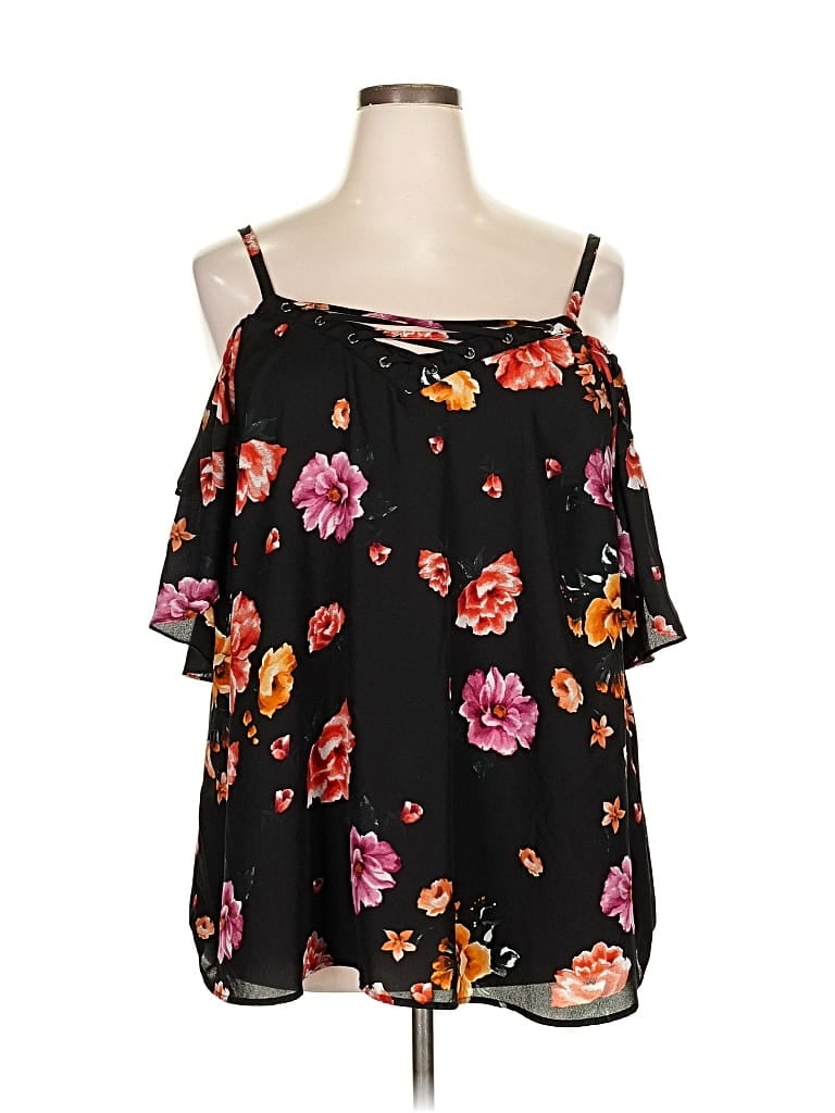 Pre-owned Torrid Sleeveless Blouse In Black