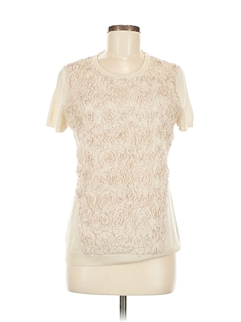 Click to view more detailed imagery on our partner's website Pre-owned Vince Camuto Short Sleeve T-shirt In White
