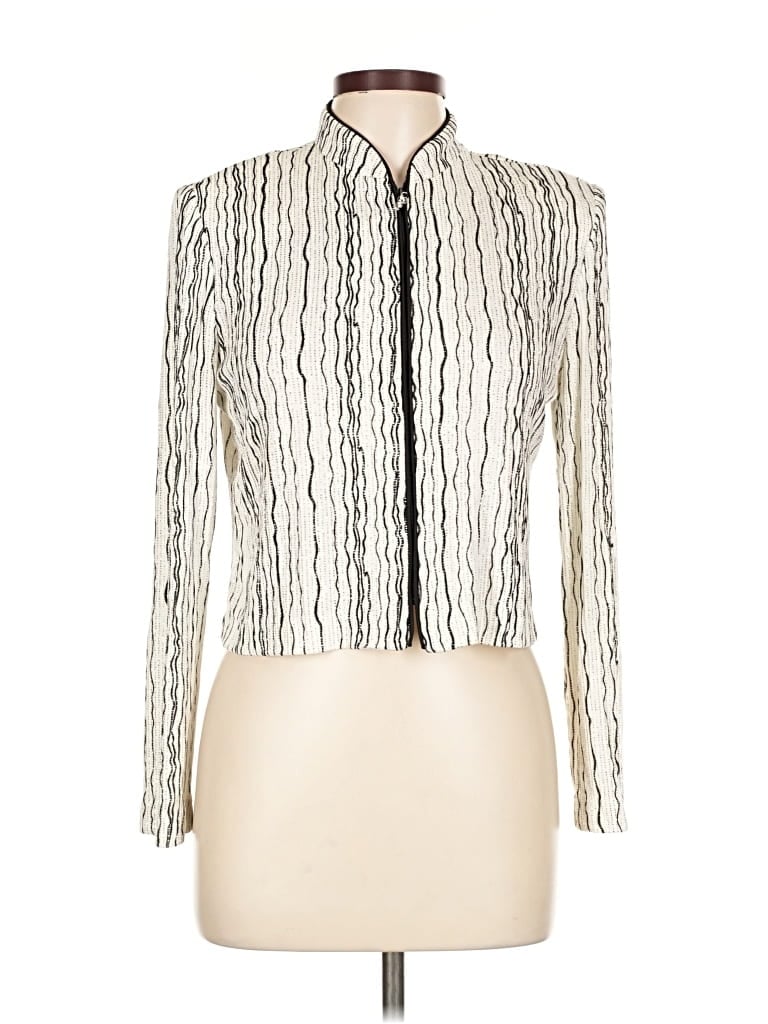 Click to view more detailed imagery on our partner's website Pre-owned Alex Evenings Jacket In White