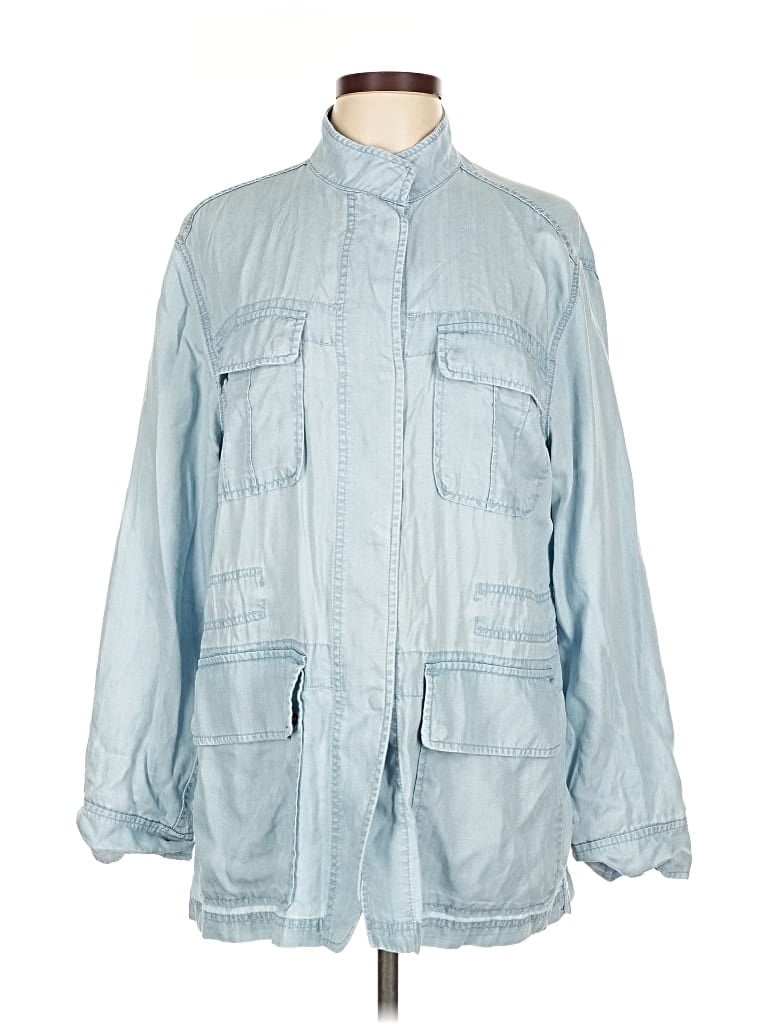 Click to view more detailed imagery on our partner's website Pre-owned Gap 3/4 Sleeve Button Down Shirt In Blue