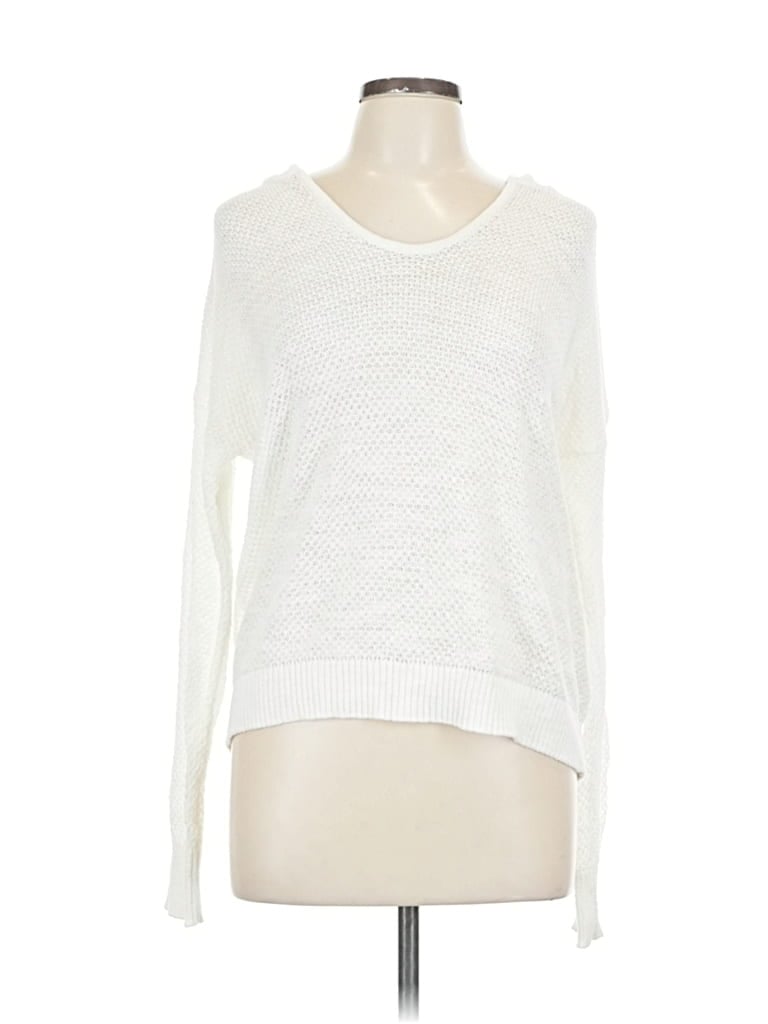 GAP Pre-owned Pullover Sweater In White