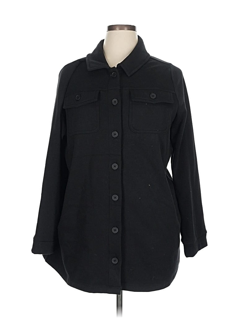 Pre-owned Torrid Coat In Black