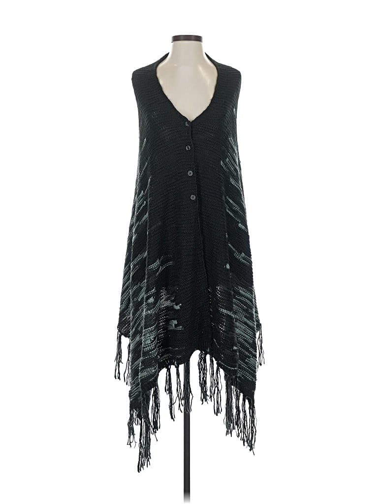 Pre-owned Lularoe Poncho In Black