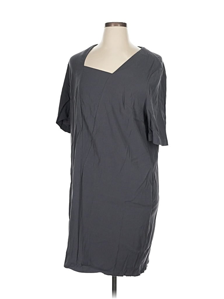 Click to view more detailed imagery on our partner's website Pre-owned Universal Standard Casual Dress In Gray