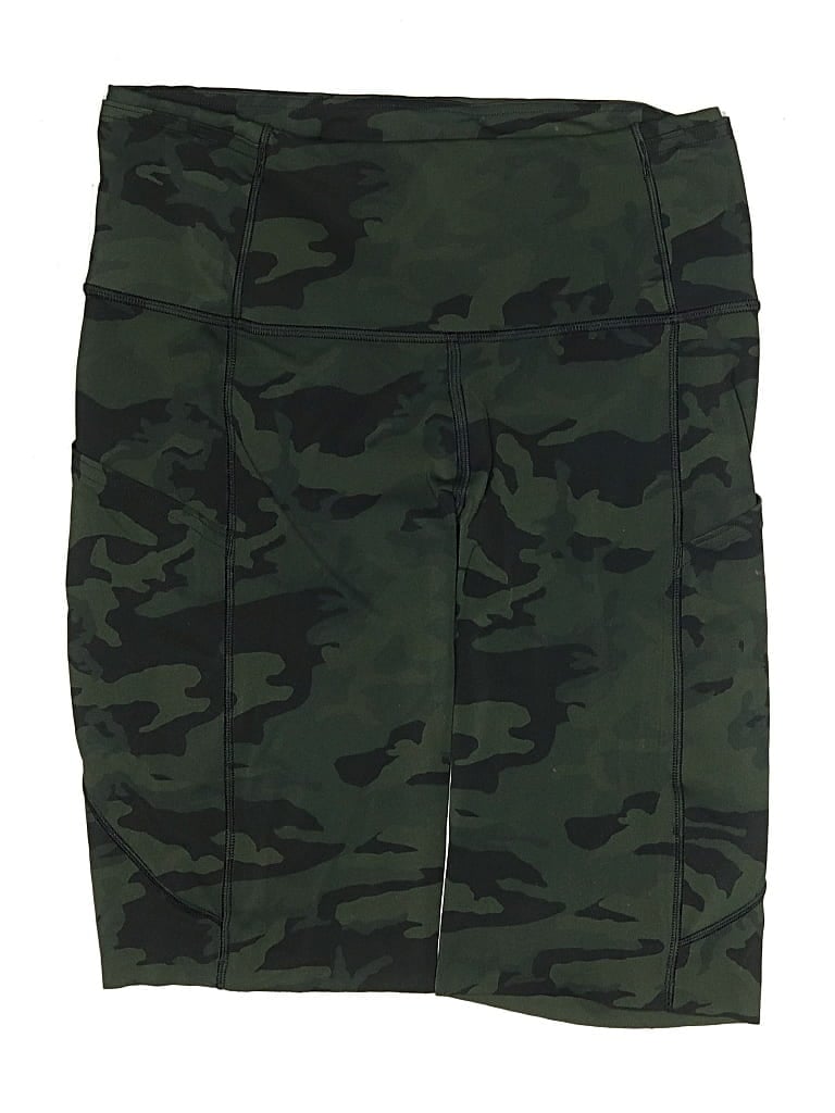 Pre-owned Lululemon Athletica Cargo Shorts In Green