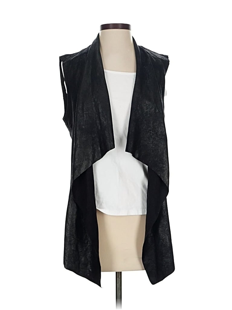 Click to view more detailed imagery on our partner's website Pre-owned Zara Vest In Black