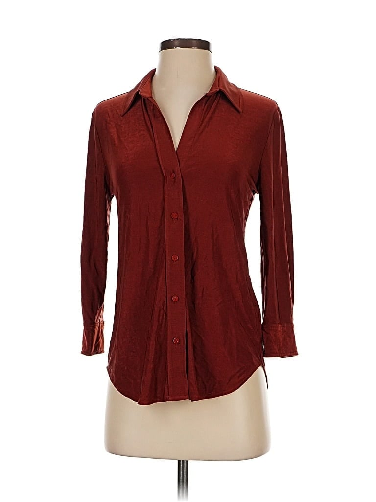 Click to view more detailed imagery on our partner's website Pre-owned L'agence 3/4 Sleeve Button Down Shirt In Burgundy