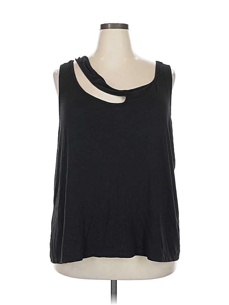 ELOQUII Pre-owned Sleeveless T-shirt In Black