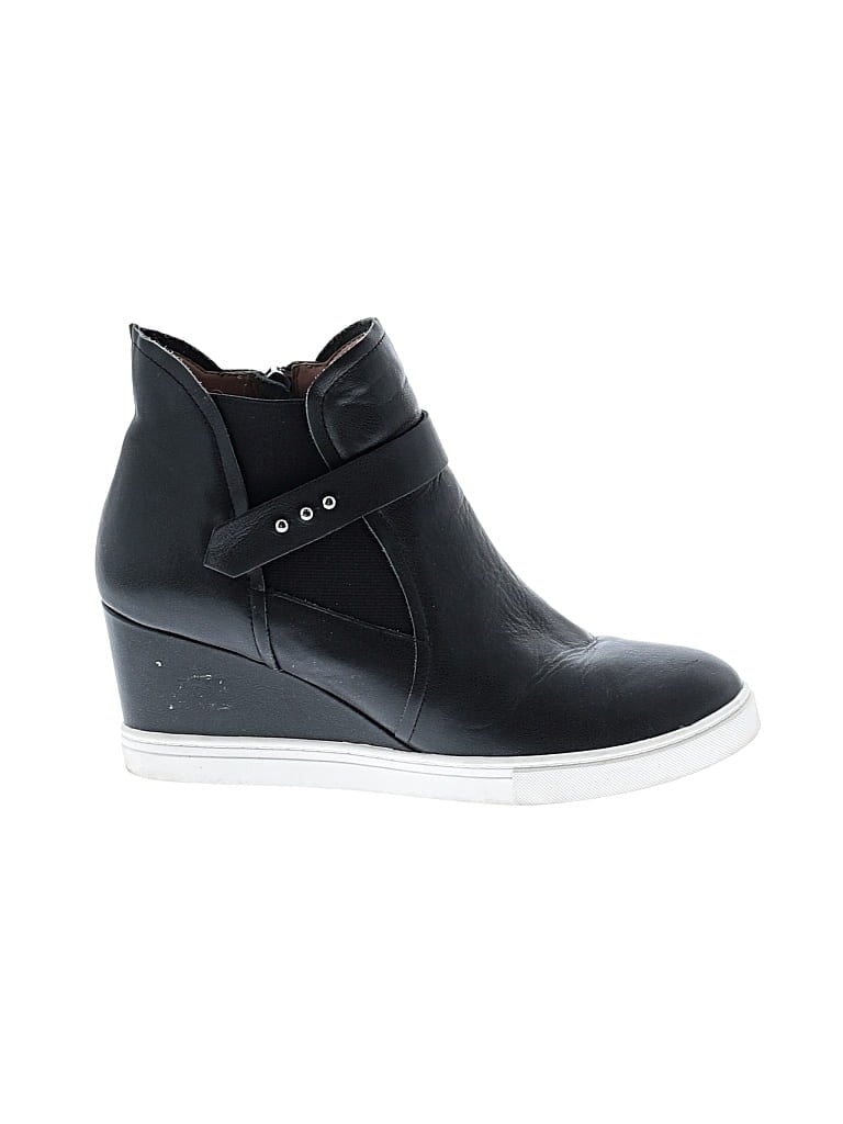 Pre-owned Linea Paolo Wedges In Black