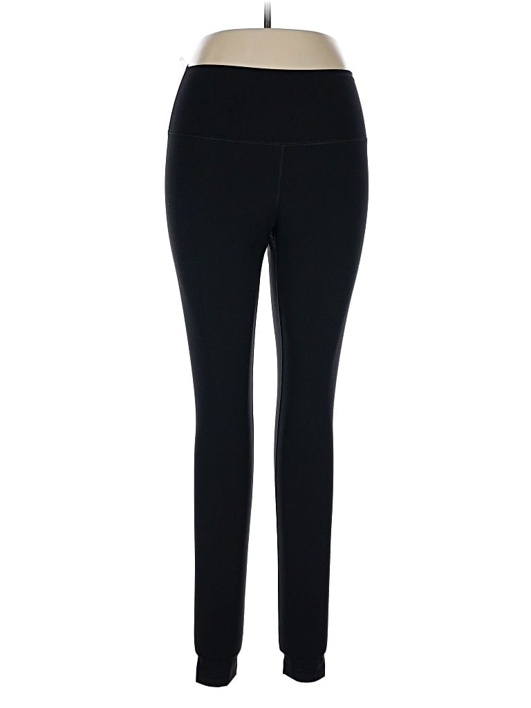 Click to view more detailed imagery on our partner's website Pre-owned Everlane Active Pants In Black