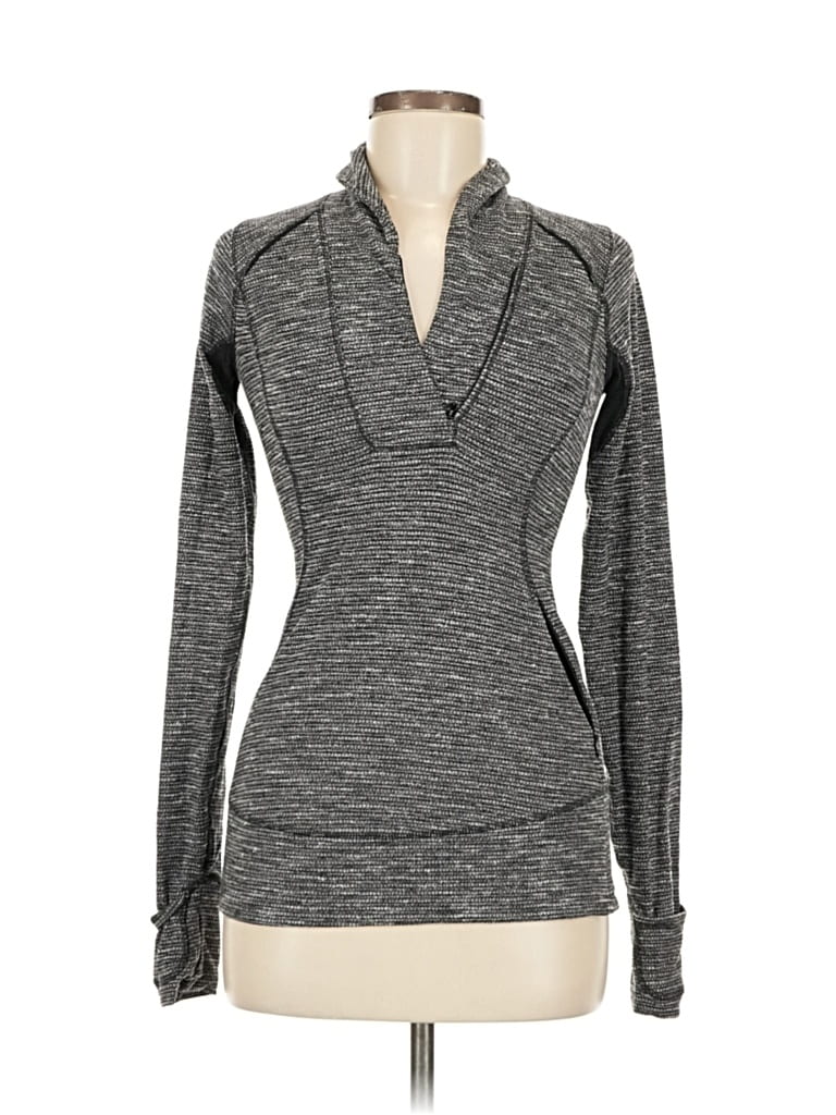 Pre-owned Lululemon Athletica Active T-shirt In Gray