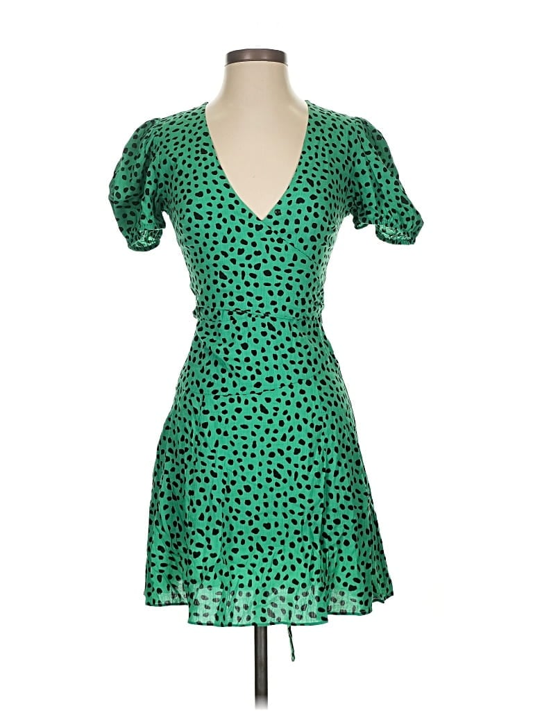 Pre-owned Urban Outfitters Cocktail Dress In Green