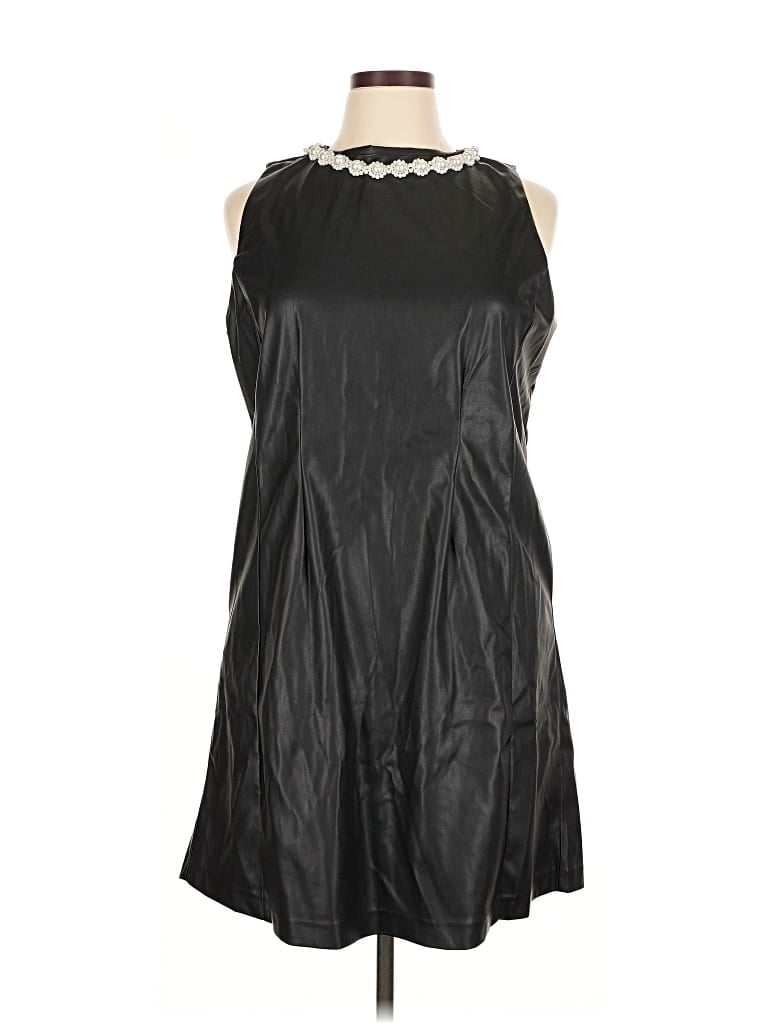 Click to view more detailed imagery on our partner's website Pre-owned New York And Company Cocktail Dress In Black
