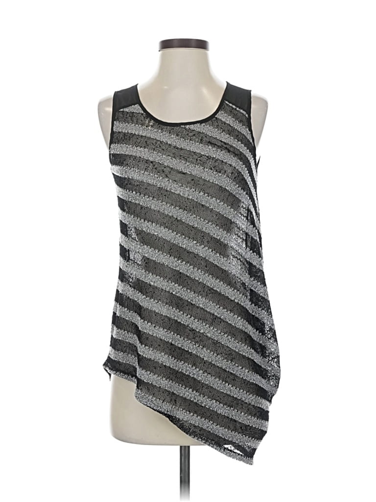 HEM & THREAD Pre-owned Sleeveless T-shirt In Gray
