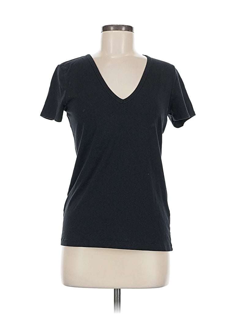 Click to view more detailed imagery on our partner's website Pre-owned Banana Republic Short Sleeve T-shirt In Black