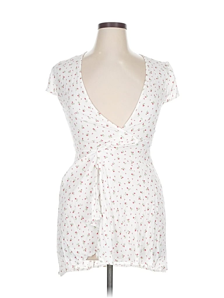 Pre-owned Brandy Melville Casual Dress In White