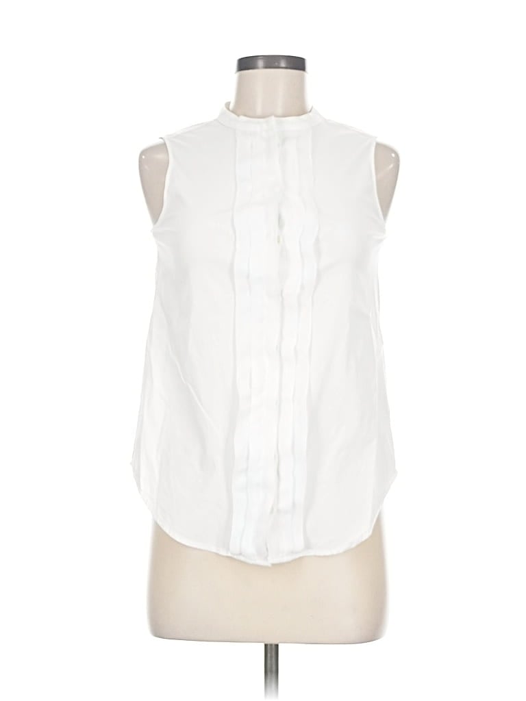 Click to view more detailed imagery on our partner's website Pre-owned Armani Jeans Sleeveless Blouse In White