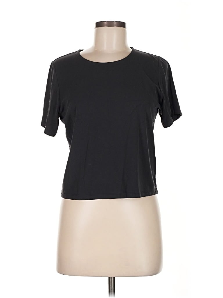 Pre-owned All In Motion Short Sleeve T-shirt In Black