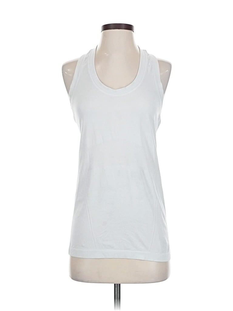 Click to view more detailed imagery on our partner's website Pre-owned Athleta Sleeveless T-shirt In White