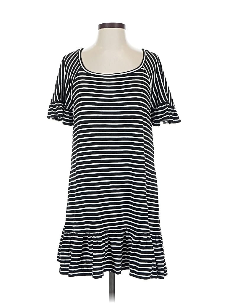 Pre-owned Max Studio Casual Dress In Black