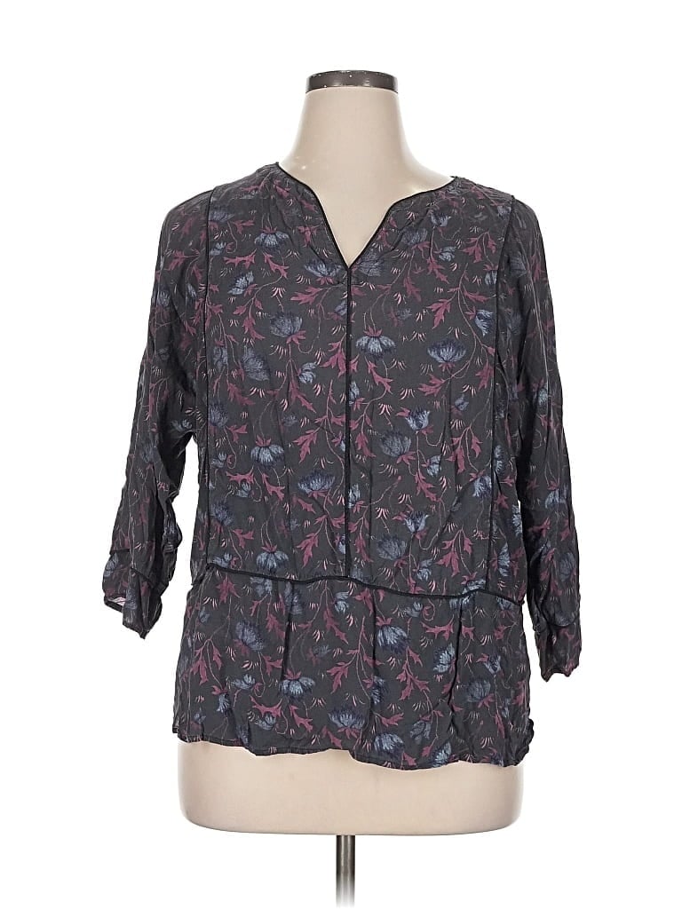 WRAP Pre-owned 3/4 Sleeve Blouse In Gray