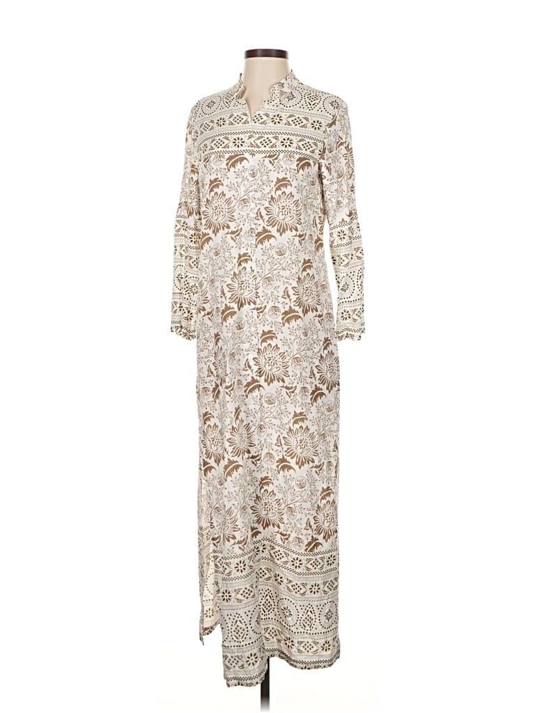 Click to view more detailed imagery on our partner's website Pre-owned Walker & Wade Casual Dress In White