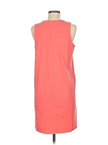 Old Navy Casual Dress (view 2)
