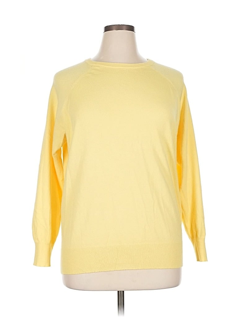 Pre-owned Torrid Pullover Sweater In Yellow