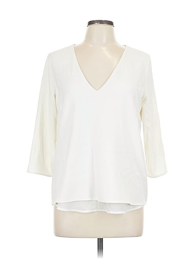COOPER & ELLA Pre-owned 3/4 Sleeve Top Ivory V Neck Tops In White